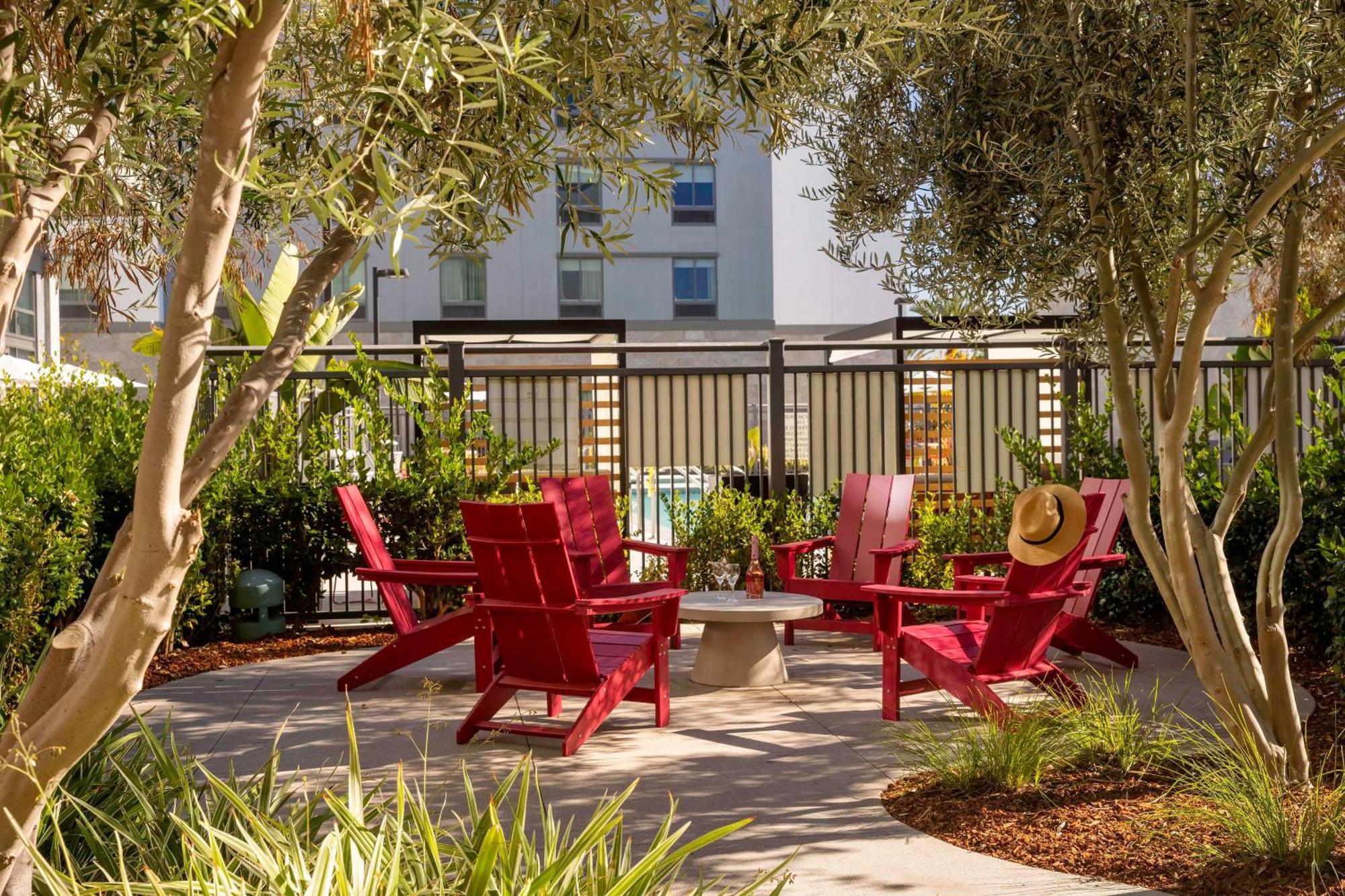Homewood Suites By Hilton Long Beach Airport Exteriör bild